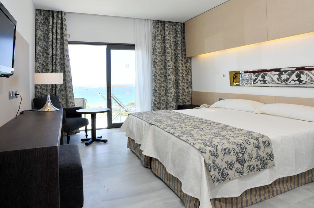 Hipotels Gran Conil โกนิล เด ลาฟรอนเตรา ภายนอก รูปภาพ
