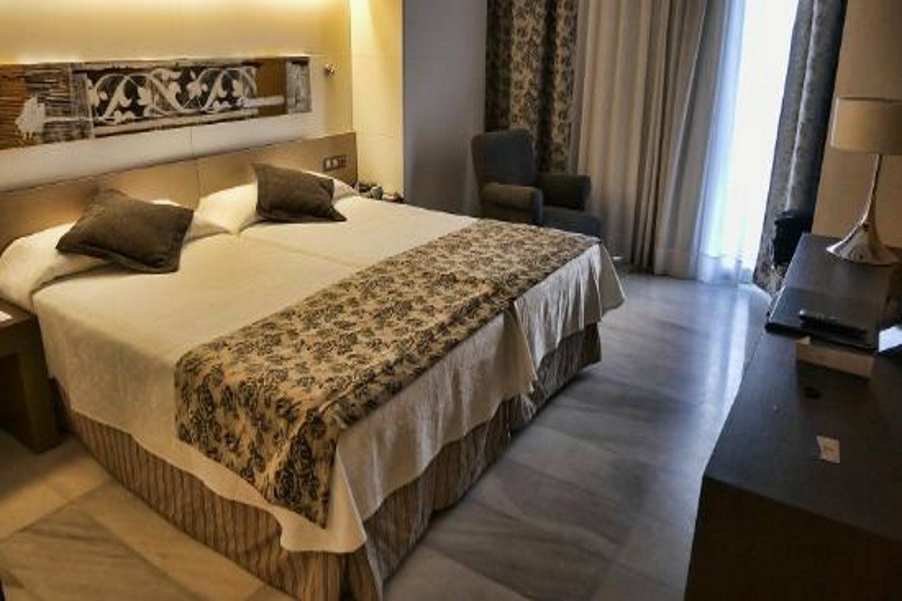 Hipotels Gran Conil โกนิล เด ลาฟรอนเตรา ภายนอก รูปภาพ